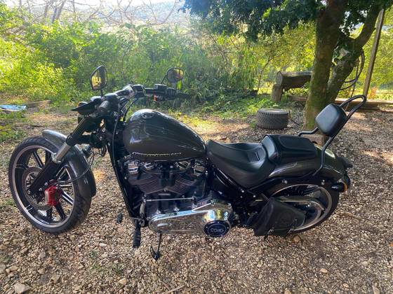 HARLEY-DAVIDSON SOFTAIL BREAKOUT 114 